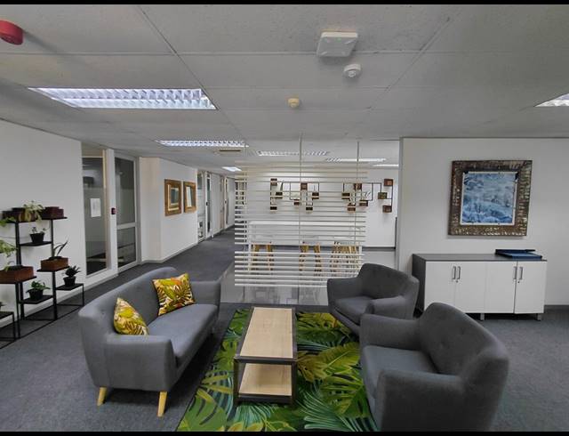 23M² OFFICE TO LET IN BRYANSTON